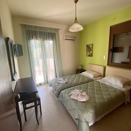 Eligia Villas Mixorrouma ภายนอก รูปภาพ