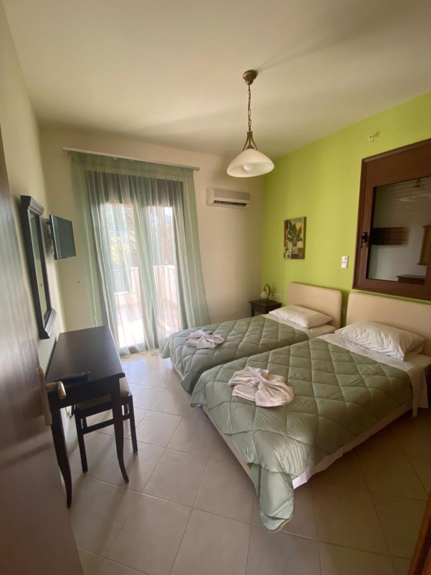Eligia Villas Mixorrouma ภายนอก รูปภาพ